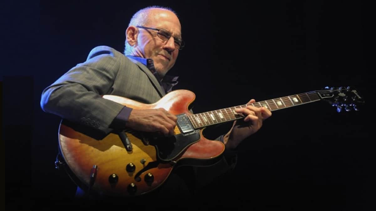 Larry Carlton's Final World Tour Ends At The Velvet Note This Weekend ...